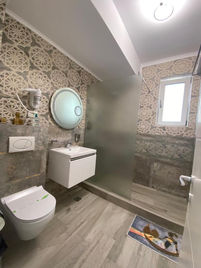 Alemar Royal 1 Apartment Navodari Ngoại thất bức ảnh