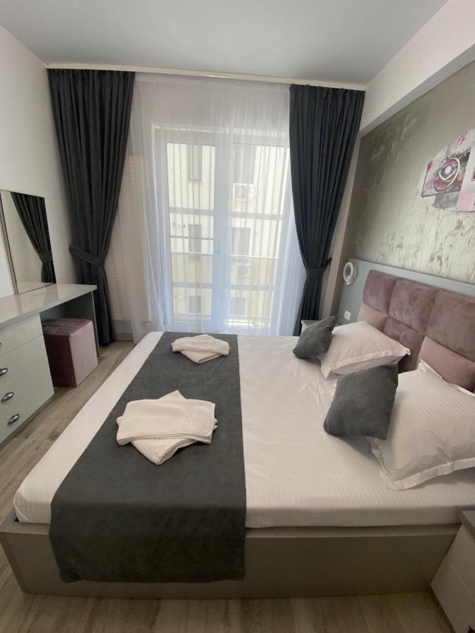 Alemar Royal 1 Apartment Navodari Ngoại thất bức ảnh